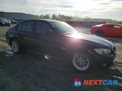 Czwarte zdjęcie samochodu z boku: 2010 BMW 328 I VIN:WBAPH7G54ANM48860 - miniatura