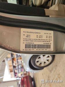 Zdjęcie 12 z 12 samochodu: 2005 CHRYSLER 300 TOURING VIN:2C3JA53G65H561401 - miniatura