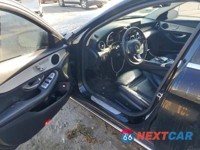 Zdjęcie 8 z 12 samochodu: 2016 MERCEDES-BENZ C 300 VIN:55SWF4JB9GU121359 - miniatura