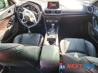 Zdjęcie 8 z 13 samochodu: 2018 MAZDA 3 GRAND TOURING VIN:3MZBN1W31JM271565 - miniatura