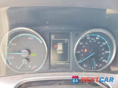 Zdjęcie 9 z 13 samochodu: 2018 TOYOTA RAV4 HYBRID LE VIN:JTMRJREV1JD179222 - miniatura