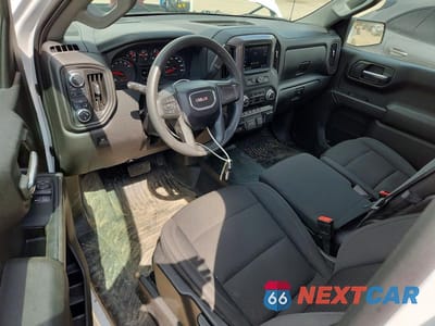 Zdjęcie 8 z 12 samochodu: 2024 GMC SIERRA K1500 VIN:3GTNUAED9RG260482 - miniatura