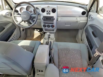 Zdjęcie 8 z 12 samochodu: 2008 CHRYSLER PT CRUISER VIN:3A8FY48B48T109018 - miniatura