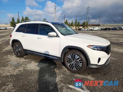 Czwarte zdjęcie samochodu z boku: 2025 MERCEDES-BENZ EQB 250+ VIN:W1N9M0CB4SN150183 - miniatura