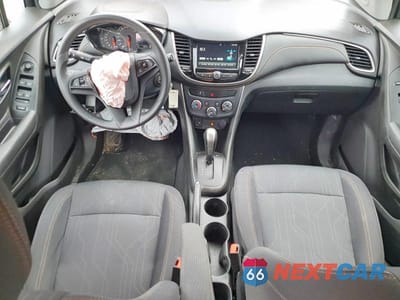 Zdjęcie 8 z 13 samochodu: 2017 CHEVROLET TRAX 1LT VIN:3GNCJLSB7HL156469 - miniatura