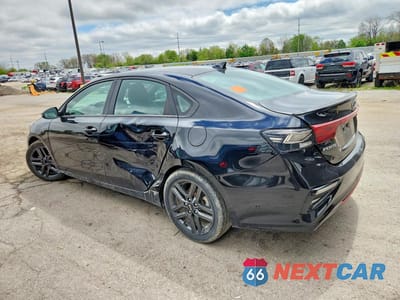 Drugie zdjęcie samochodu z przodu: 2020 KIA FORTE GT LINE VIN:3KPF34AD4LE178953 - miniatura