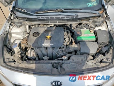 Zdjęcie 11 z 12 samochodu: 2017 KIA FORTE LX VIN:3KPFK4A78HE138993 - miniatura