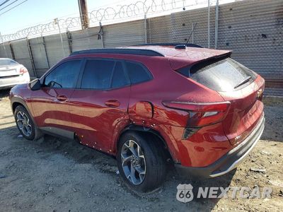 Drugie zdjęcie samochodu z przodu: 2025 CHEVROLET TRAX 1LT VIN:KL77LHEP1SC230428 - miniatura