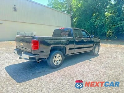 Czwarte zdjęcie samochodu z boku: 2014 CHEVROLET SILVERADO C1500 LT VIN:1GCRCREC6EZ288891 - miniatura