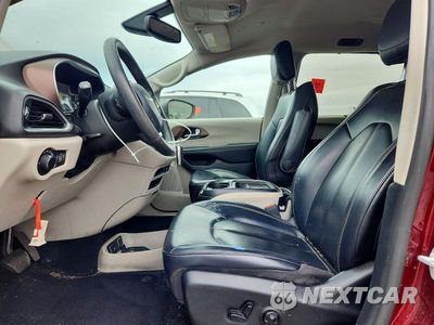 Zdjęcie 7 z 13 samochodu: 2020 CHRYSLER VOYAGER LXI VIN:2C4RC1DG8LR260751 - miniatura