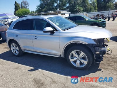 Czwarte zdjęcie samochodu z boku: 2018 AUDI Q5 PREMIUM PLUS VIN:WA1BNAFY4J2046489 - miniatura