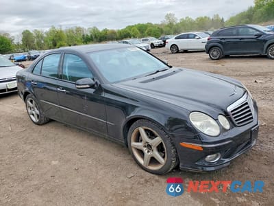 Czwarte zdjęcie samochodu z boku: 2007 MERCEDES-BENZ E 350 4MATIC VIN:WDBUF87X17X223729 - miniatura