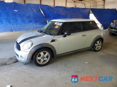 2011 MINI COOPER WMWSU3C54BT181723 - główne zdjęcie licytacji z USA - miniatura