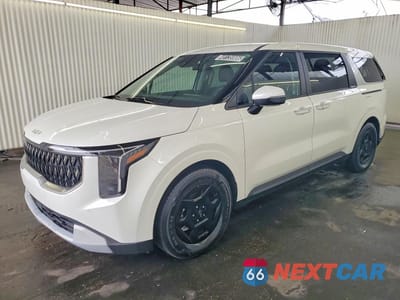 2026 KIA CARNIVAL LXS KNDNB5K39T6592178 - główne zdjęcie licytacji z USA - miniatura