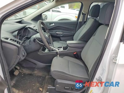 Zdjęcie 7 z 13 samochodu: 2017 FORD ESCAPE SE VIN:1FMCU9GDXHUD43672 - miniatura