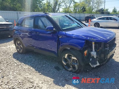 Czwarte zdjęcie samochodu z boku: 2025 HYUNDAI VENUE SEL VIN:KMHRC8A39SU369663 - miniatura