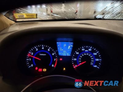 Zdjęcie 9 z 12 samochodu: 2014 HYUNDAI ACCENT GLS VIN:KMHCT4AE4EU707152 - miniatura