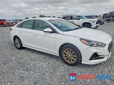 Czwarte zdjęcie samochodu z boku: 2019 HYUNDAI SONATA SE VIN:5NPE24AF7KH732481 - miniatura