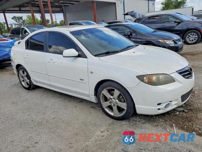 Czwarte zdjęcie samochodu z boku: 2006 MAZDA 3 S VIN:JM1BK323761500364 - miniatura