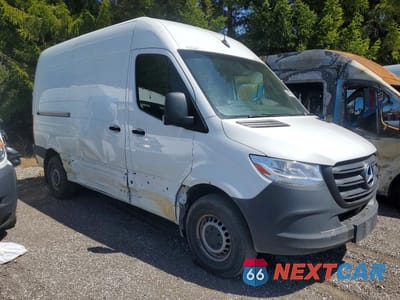 Czwarte zdjęcie samochodu z boku: 2023 MERCEDES-BENZ SPRINTER 2500 VIN:W1Y4NBHY5PP520071 - miniatura