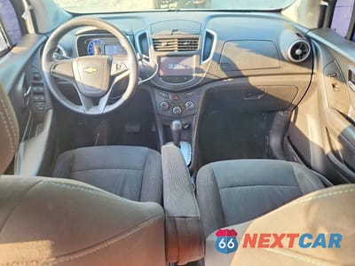 Zdjęcie 8 z 12 samochodu: 2015 CHEVROLET TRAX LS VIN:KL7CJKSB6FB181149 - miniatura