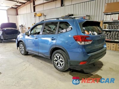 Drugie zdjęcie samochodu z przodu: 2021 SUBARU FORESTER PREMIUM VIN:JF2SKAJCXMH414171 - miniatura