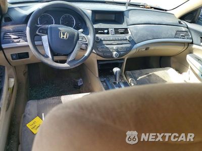 Zdjęcie 8 z 12 samochodu: 2012 HONDA ACCORD LX VIN:1HGCP2F34CA045092 - miniatura