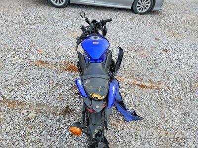 Zdjęcie 6 z 9 samochodu: 2024 YAMAHA YZFR3 A VIN:MH3RH18Y6RK015721 - miniatura