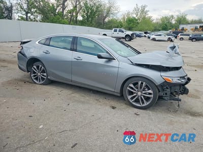 Czwarte zdjęcie samochodu z boku: 2024 CHEVROLET MALIBU PREMIER VIN:1G1ZE5ST3RF177870 - miniatura