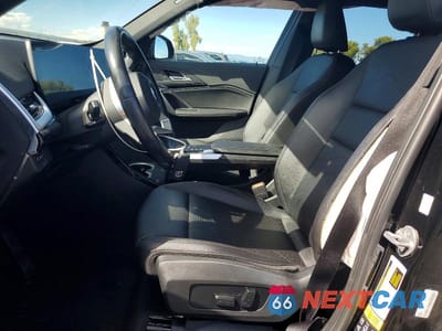 Zdjęcie 7 z 12 samochodu: 2023 BMW X1 XDRIVE28I VIN:WBX73EF04P5W33448 - miniatura