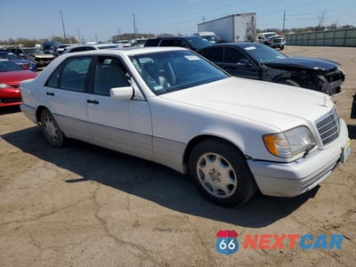 Czwarte zdjęcie samochodu z boku: 1996 MERCEDES-BENZ S 320 VIN:WDBGA33E6TA289452 - miniatura