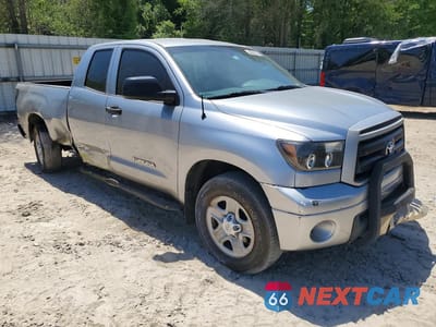 Czwarte zdjęcie samochodu z boku: 2013 TOYOTA TUNDRA DOUBLE CAB SR5 VIN:5TFRU5F17DX029355 - miniatura