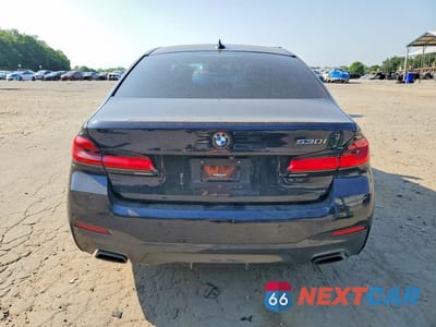 Zdjęcie 6 z 12 samochodu: 2022 BMW 530 I VIN:WBA53BH0XNCJ32411 - miniatura