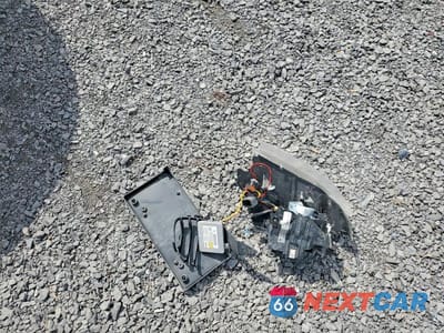 Zdjęcie 12 z 12 samochodu: 2009 BMW 328 XI VIN:WBAPK73509A453936 - miniatura