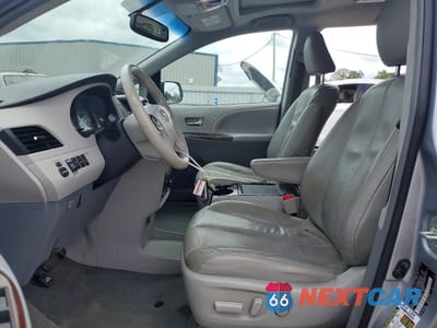 Zdjęcie 7 z 13 samochodu: 2014 TOYOTA SIENNA XLE 7-PASSENGER VIN:5TDDK3DC5ES082281 - miniatura