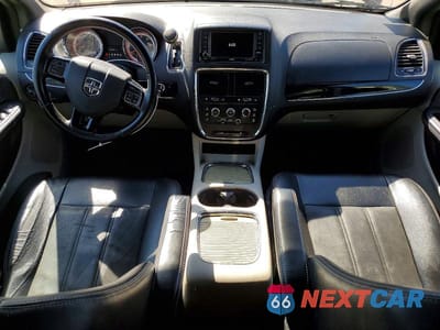Zdjęcie 8 z 13 samochodu: 2019 DODGE GRAND CARAVAN SXT VIN:2C4RDGCGXKR600255 - miniatura