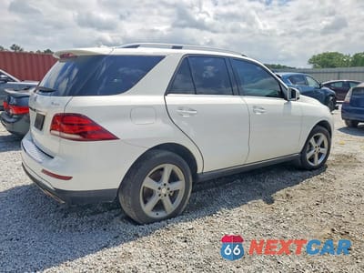 Trzecie zdjęcie samochodu z tyłu: 2017 MERCEDES-BENZ GLE 350 4MATIC VIN:4JGDA5HB6HA884688 - miniatura