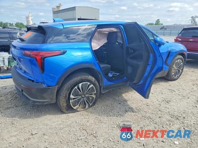 Trzecie zdjęcie samochodu z tyłu: 2025 CHEVROLET BLAZER LT VIN:3GNKDGRJ4SS137365 - miniatura