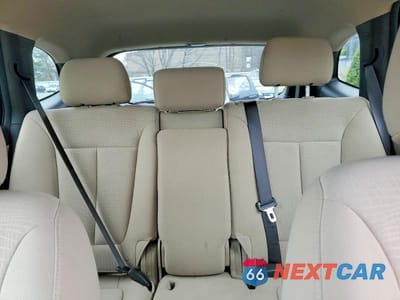 Zdjęcie 10 z 13 samochodu: 2010 HYUNDAI SANTA FE GLS VIN:5NMSG3AB0AH411079 - miniatura