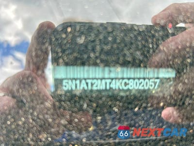 Zdjęcie 10 z 11 samochodu: 2019 NISSAN ROGUE S VIN:5N1AT2MT4KC802057 - miniatura