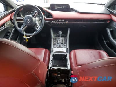 Zdjęcie 8 z 12 samochodu: 2020 MAZDA 3 PREMIUM VIN:JM1BPANM6L1157388 - miniatura