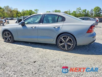 Drugie zdjęcie samochodu z przodu: 2024 VOLVO S60 CORE VIN:7JRL12FK1RG299227 - miniatura