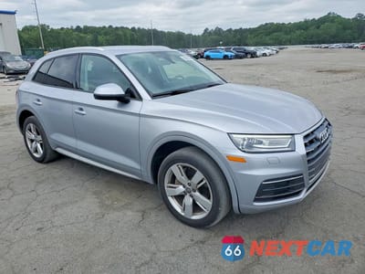 Czwarte zdjęcie samochodu z boku: 2018 AUDI Q5 PREMIUM VIN:WA1ANAFY1J2200118 - miniatura