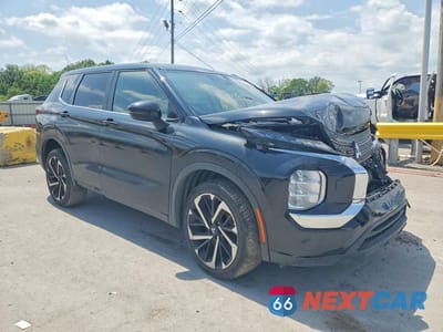 Czwarte zdjęcie samochodu z boku: 2022 MITSUBISHI OUTLANDER ES VIN:JA4J4TA82NZ040186 - miniatura