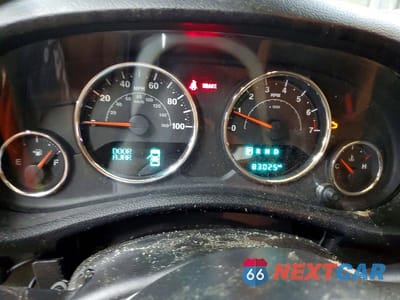 Zdjęcie 9 z 13 samochodu: 2018 JEEP WRANGLER UNLIMITED SPORT VIN:1C4BJWDG7JL818471 - miniatura
