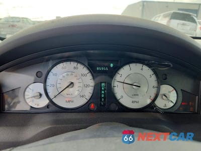 Zdjęcie 9 z 11 samochodu: 2010 CHRYSLER 300 TOURING VIN:2C3CA5CV4AH326562 - miniatura