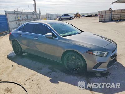 Czwarte zdjęcie samochodu z boku: 2020 MERCEDES-BENZ A 220 VIN:WDD3G4EB0LW041570 - miniatura