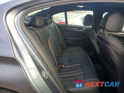 Zdjęcie 10 z 12 samochodu: 2019 BMW 530 XI VIN:WBAJA7C51KG912659 - miniatura