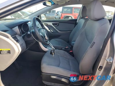 Zdjęcie 7 z 12 samochodu: 2013 HYUNDAI ELANTRA GLS VIN:KMHDH4AE0DU902976 - miniatura