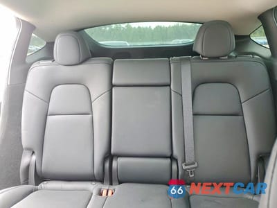 Zdjęcie 10 z 14 samochodu: 2024 TESLA MODEL Y VIN:7SAYGDEE0RA221963 - miniatura